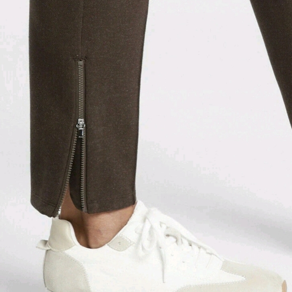 Athleta Venice Heathered Pintuck Pant, Dark Brown Heather SIZE M New No Tag. - Picture 6 of 16